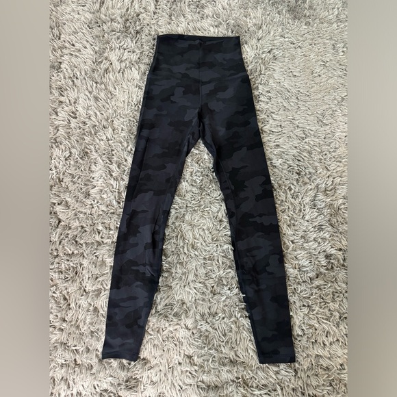 Lululemon camo align leggings 28” - Picture 3 of 3